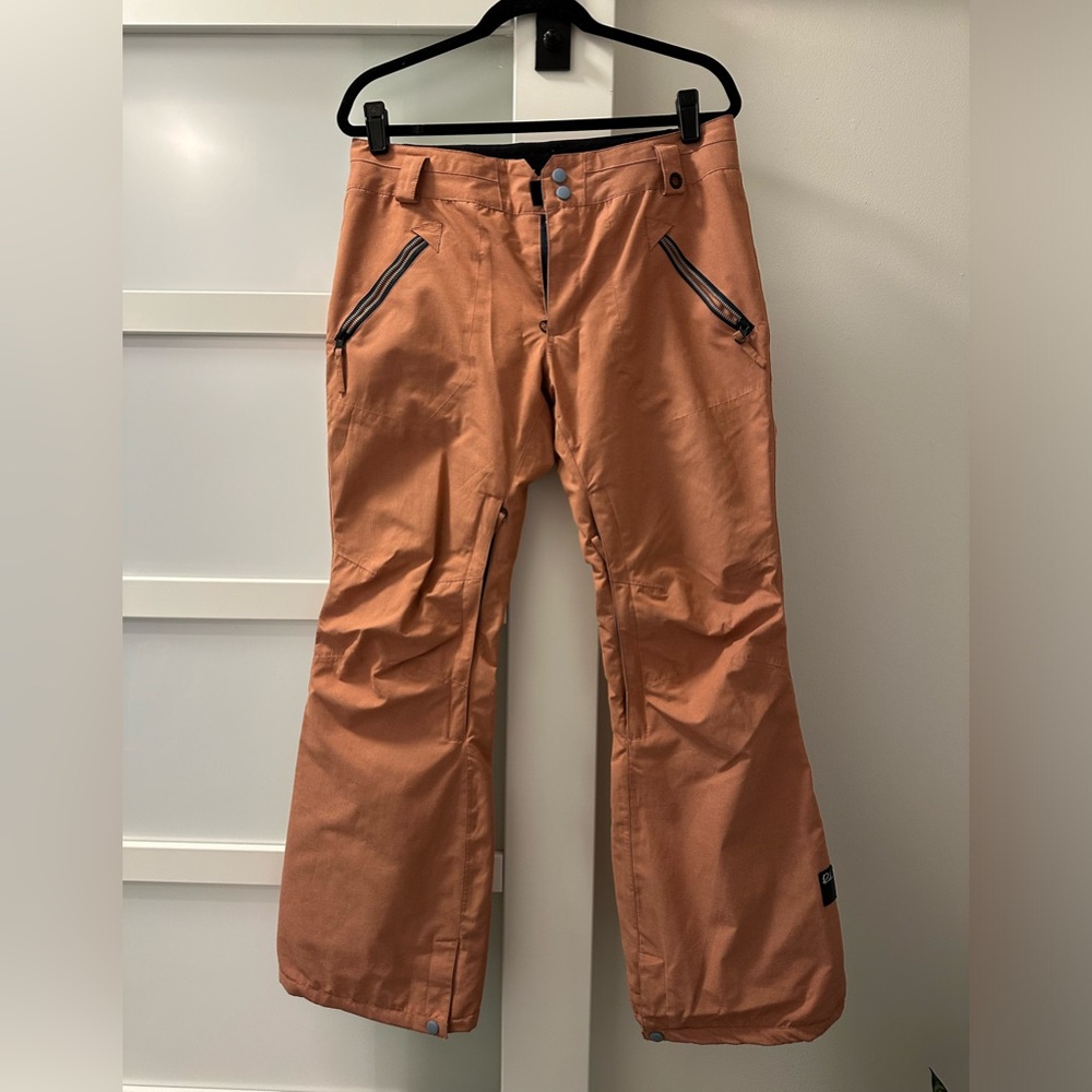 RIDE women’s snowboard pants. medium. Salmon pink color. Used/great condition!